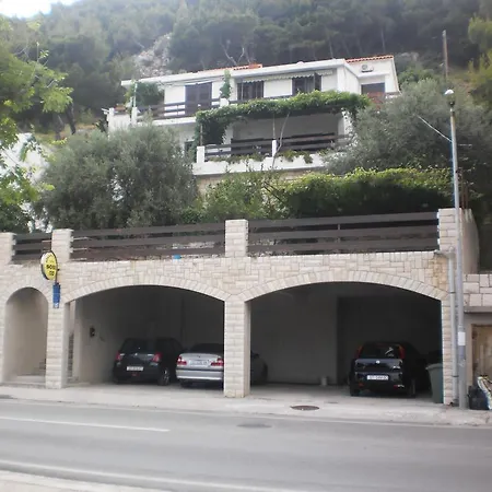 Apartment Jelena *